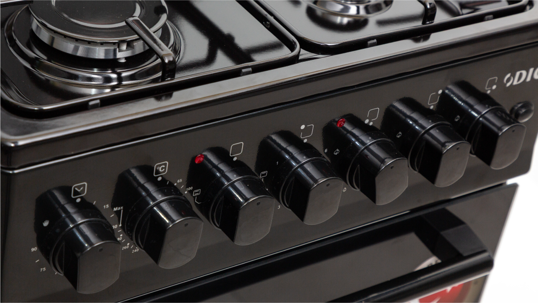 Powerful burners or induction zones deliver heat instantly for quick boiling and rapid cooking. Get to dinner sooner